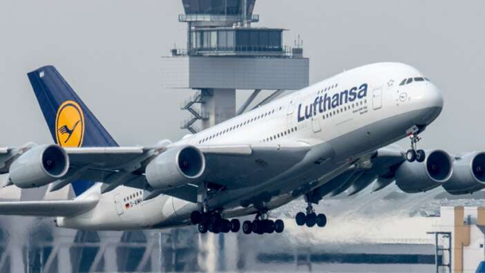 Lufthansa'da grev: 1300 uçuş iptal...