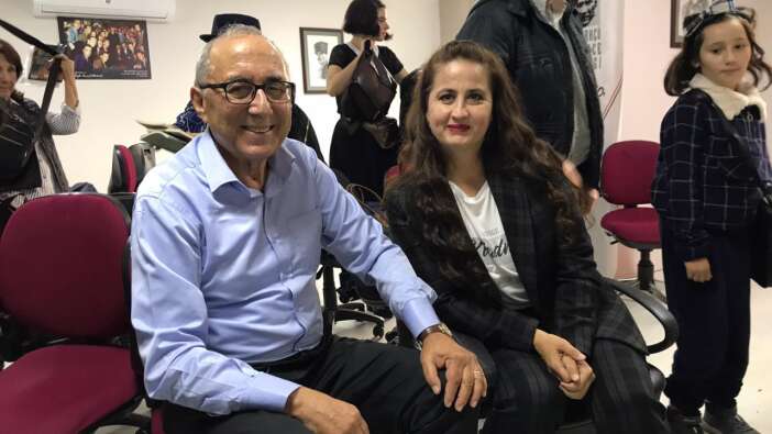 “Türk milleti Aziz Nesin’in dediği gibi ‘aptal’ değil, aksine zekidir”