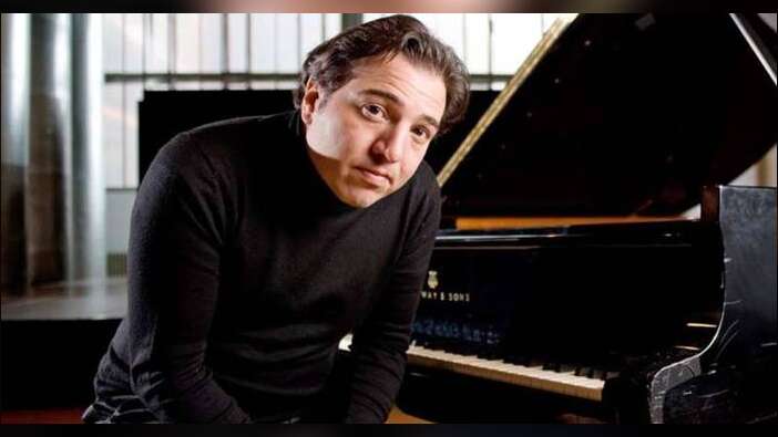 Beethoven ödülü aldı, dakikalarca ayakta alkışlandı