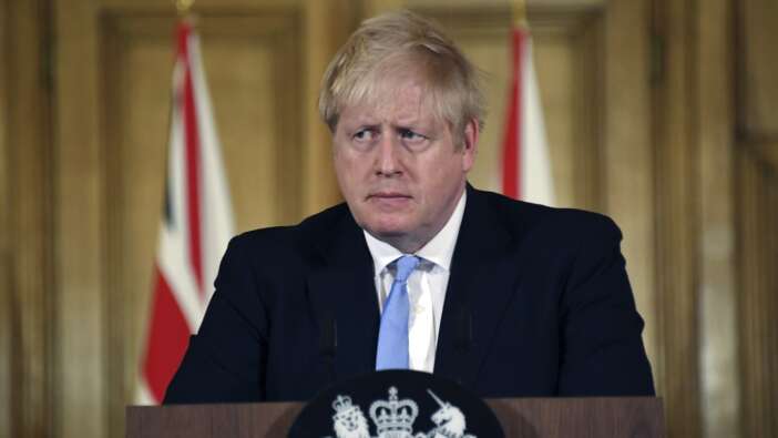 Johnson'ın korona planı çöpe gitti! Kraliyet ordusu şehre iniyor...