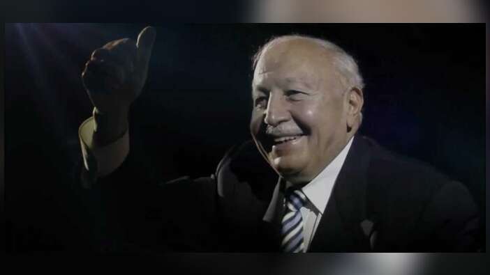 İranlı yönetmen Bekir Hadi'den Erbakan belgeseli