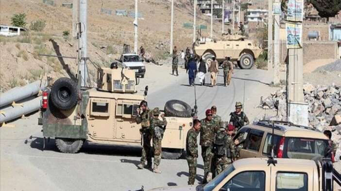 Taliban asker ve polislere saldırdı! Çok sayıda ölü var