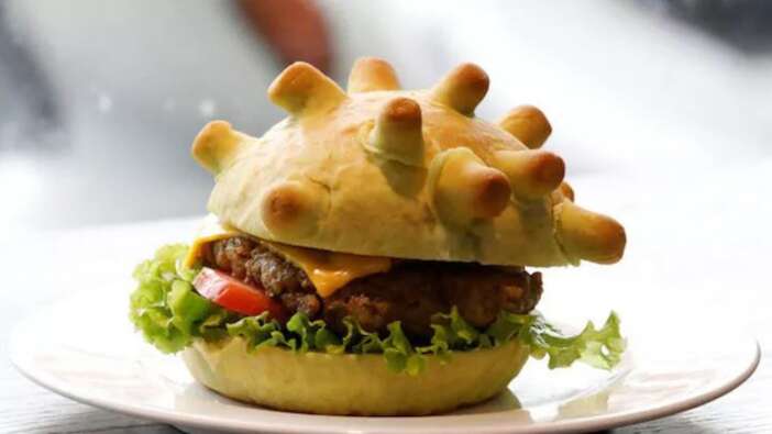 Vietnam'da bir restoran 'koronaburger! satışına başladı