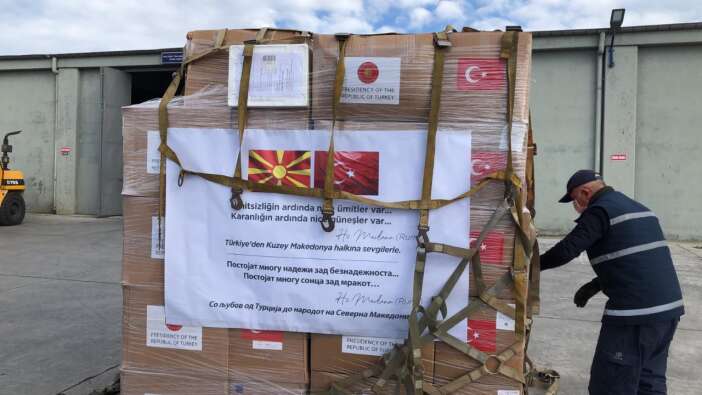 Türkiye'den 5 ülkeye daha koronavirüs yardımı