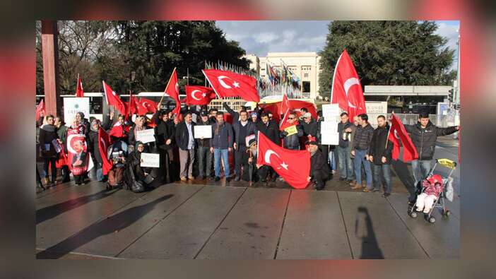 İsviçre'deki terör protestosunda PKK provokasyonu