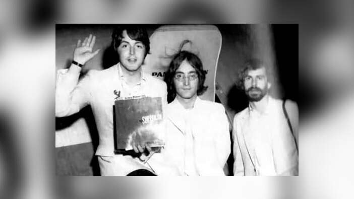 The Beatles'ın efsane menajeri Aleksis Mardas evinde ölü bulundu