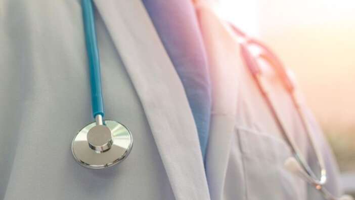 'Eşcinsellik hastalıktır' diyen Türk doktor görevden alındı