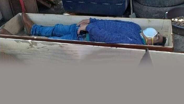 Belediye başkanı yakalanınca tabuta girip ölü taklidi yaptı!