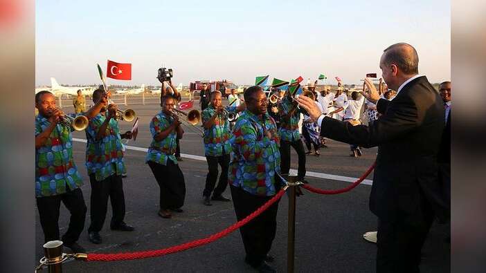 Cumhurbaşkanı Erdoğan Tanzanya'da böyle karşılandı
