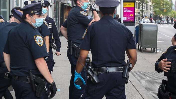 George Floyd'u öldüren polis tutuklandı...