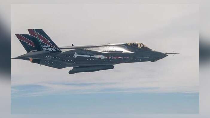 Pentagon, F-35 savaş uçağını mercek altına aldı