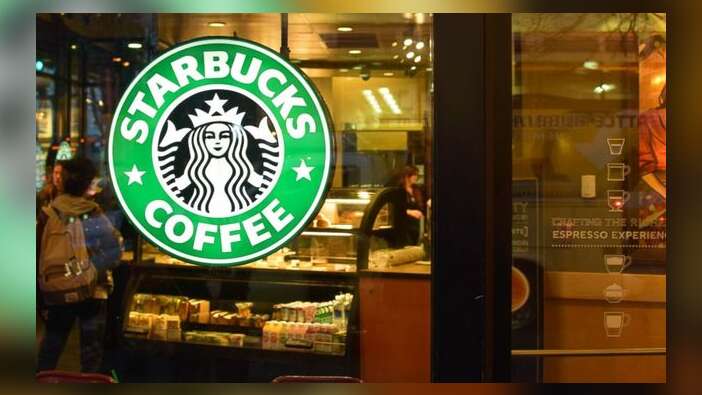 Starbucks'tan Trump'a mülteci tepkisi