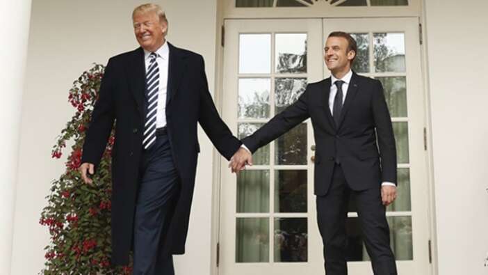 Trump Macron için, "Dokunduğu herşey boka sarıyor" demiş