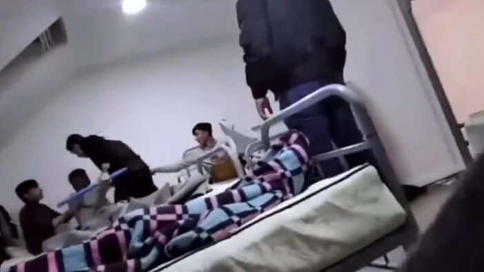 Sırp polisinden mülteci gençlere şiddet
