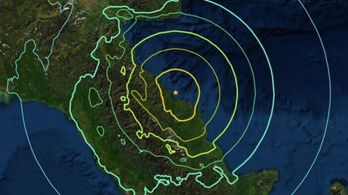 7.0'lık depremin ardından tsunami uyarısı