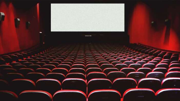 Sinemalar 'sosyal mesafeli' açılıyor