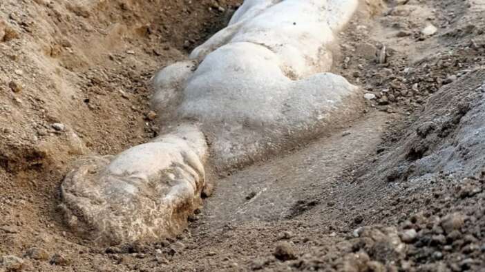 Mitolojik varlık Satyros'un kabartması bulundu