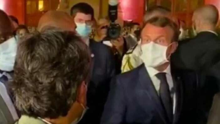 Muhabir fırçalayan Macron 'ifade özgürlüğü'nü savundu