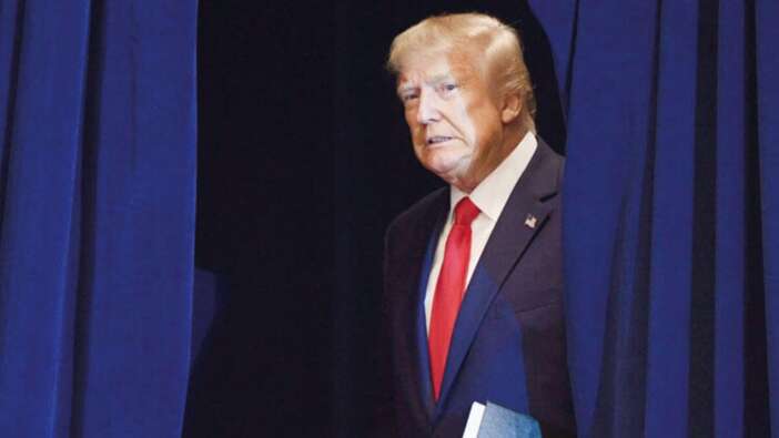 ABD'de polis aracına saldırıldı, Trump idam istedi