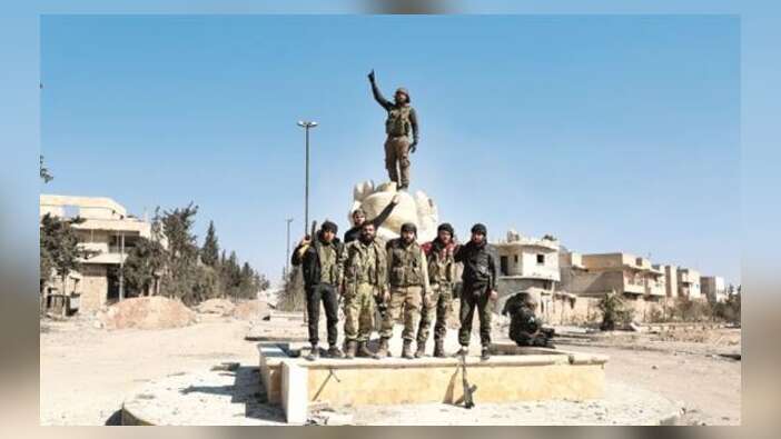 Irak güçleri Musul Havalimanı'na girdi!