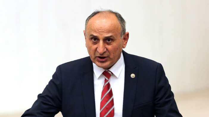 Türkiye'yi soykırımla suçlayan Harris'e tebrik
