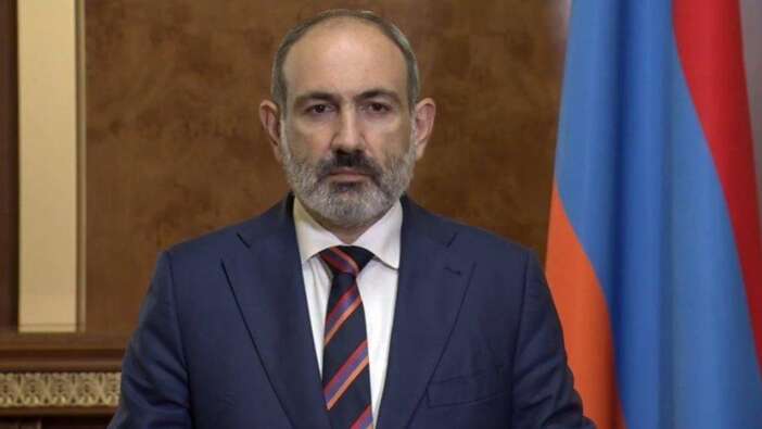 Ermenistan'da istifalar dur durak bilmiyor