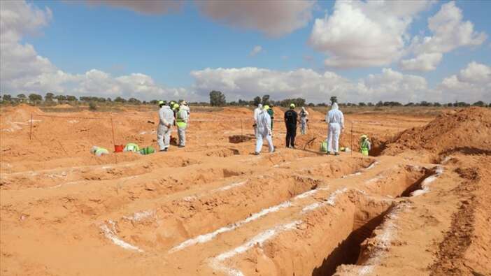 Libya'da bir toplu mezar daha bulundu
