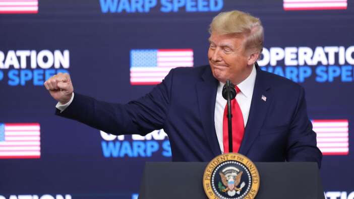 Trump giderayak tarihe geçti!