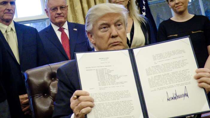 'Trump darbeyle seçimi tekrarlatacak'