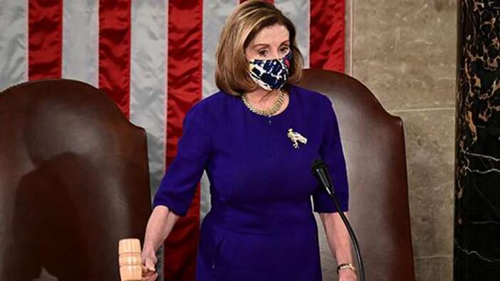 Pelosi: Trump acilen görevden alınsın