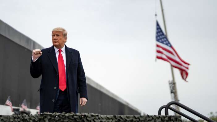 Trump giderayak onlarca suçluyu affetti