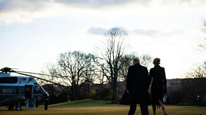 Trump Beyaz Saray'a veda etti