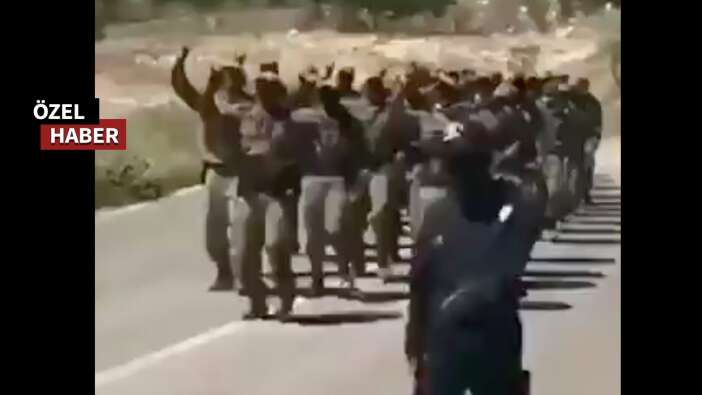 Türkçe slogan atarak eğitim yapıyorlar
