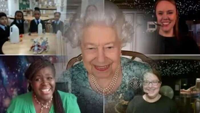 Elizabeth'ten 'ırkçı değiliz' mesajı
