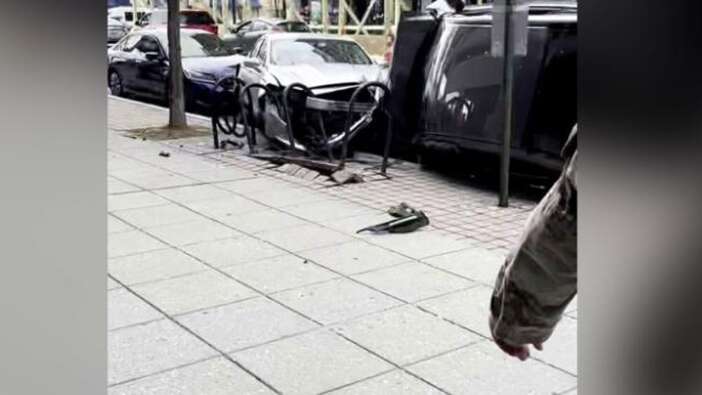 Uber aracında elektroşok tabancalı dehşet!