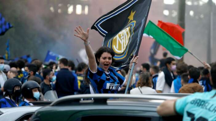 Inter taraftarları Covid-19'u unuttu