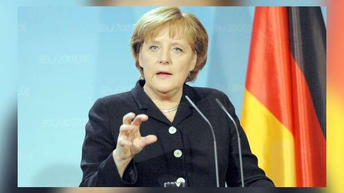 Merkel FETÖ'cü Alman vekilin ismini basından  öğrenmiş!