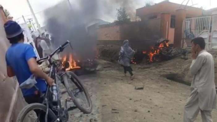 Afganistan'da okula bombalı araç saldırısı: 25 kişi öldü,52 kişi yaralı!