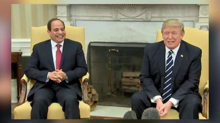 Trump'tan darbeci devlet başkanına övgü dolu sözler!