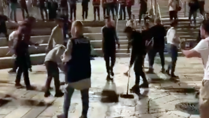 Filistinliler aşırı sağcı Yahudilerin arkasından Kudüs'ü temizliyor!
