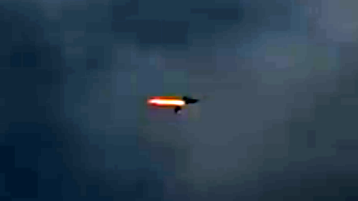 C-130 tipi askeri kargo uçağının milisler tarafından vurulma görüntüleri