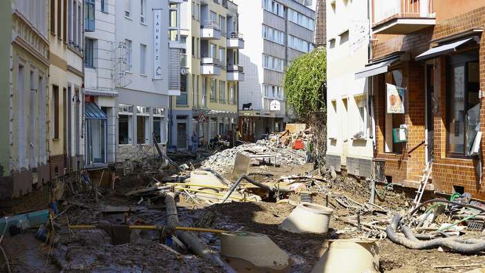 Almanya'daki sel felaketinde can kaybı sayısı artıyor: Yetkililer endişeli