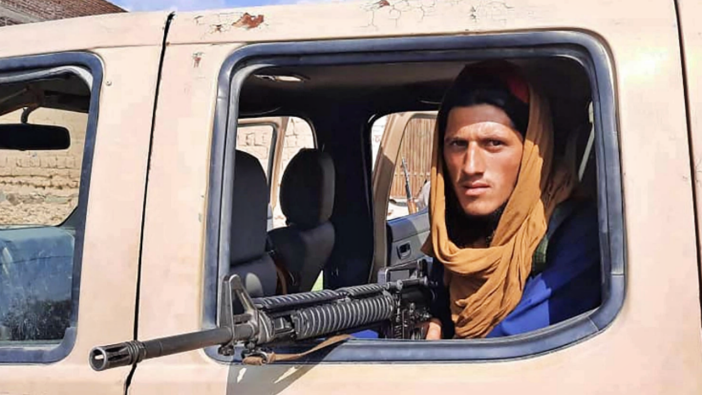 Taliban'ın ilk günü geride kalırken İngiltere ve Fransa'dan açıklama!