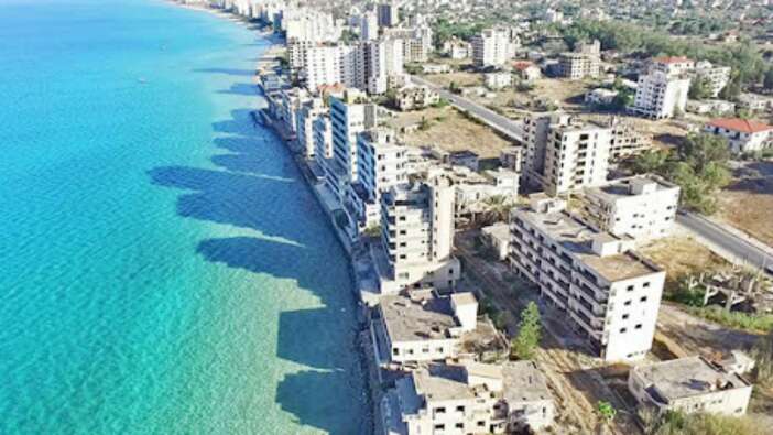 Maraş'ta deniz, kum ve güneş keyfi! 200.000 kişi ziyaret etti!