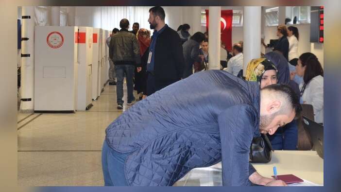 Yüzde 73 evet kızdırdı! Avusturya "evetçi" Türklerden intikam almaya hazırlanıyor...