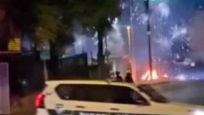 İsrail askerleri Kudüs'te Filistinlilerin evlerini basmaya kalktı!