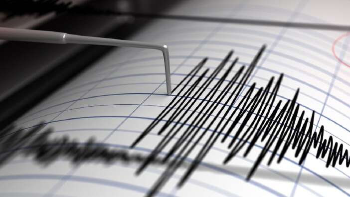 Yunanistan'da korkutan deprem
