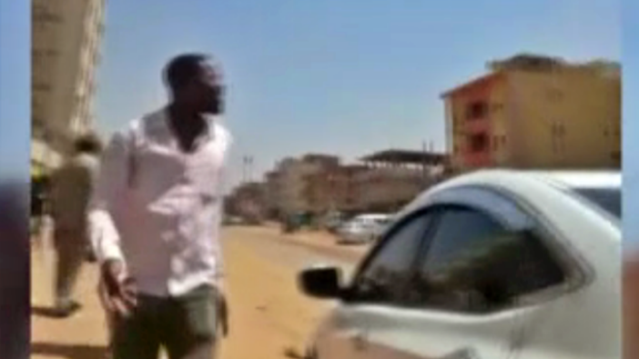 Sudan'ın başkentinde çatışma sesleri yükseliyor!