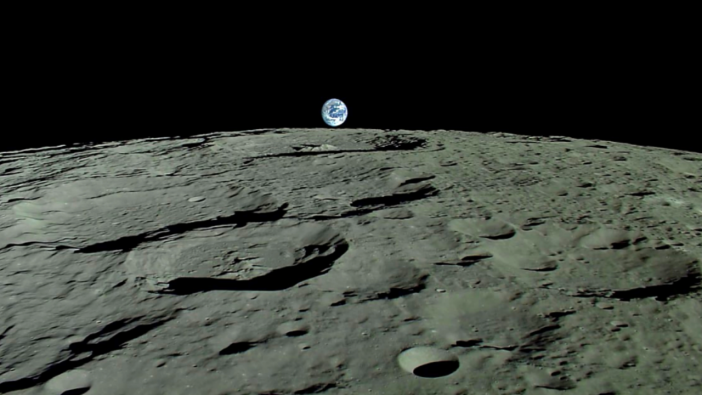 NASA 1972'den beri ilk kez Ay'a insan gönderecek: Wi-Fi kuracaklar!