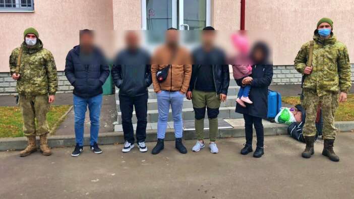 Ukrayna sınırında 6 Türk gözaltına alındı: 'Blogger'ız' iddiası!